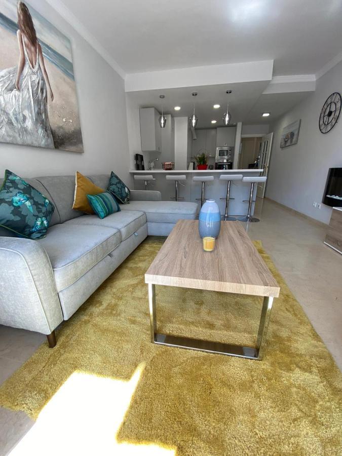 Luxury Beach Side Apartment In Marbella Playa المظهر الخارجي الصورة