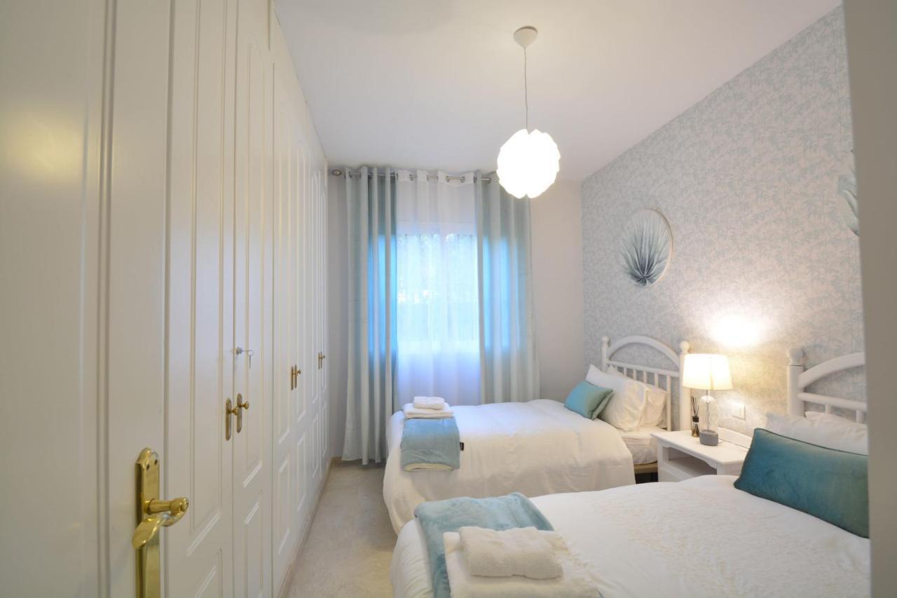 Luxury Beach Side Apartment In Marbella Playa المظهر الخارجي الصورة