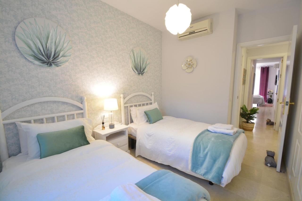 Luxury Beach Side Apartment In Marbella Playa المظهر الخارجي الصورة