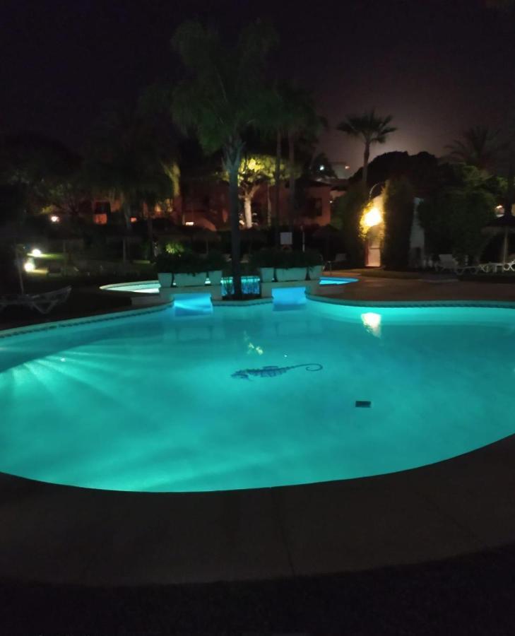 Luxury Beach Side Apartment In Marbella Playa المظهر الخارجي الصورة