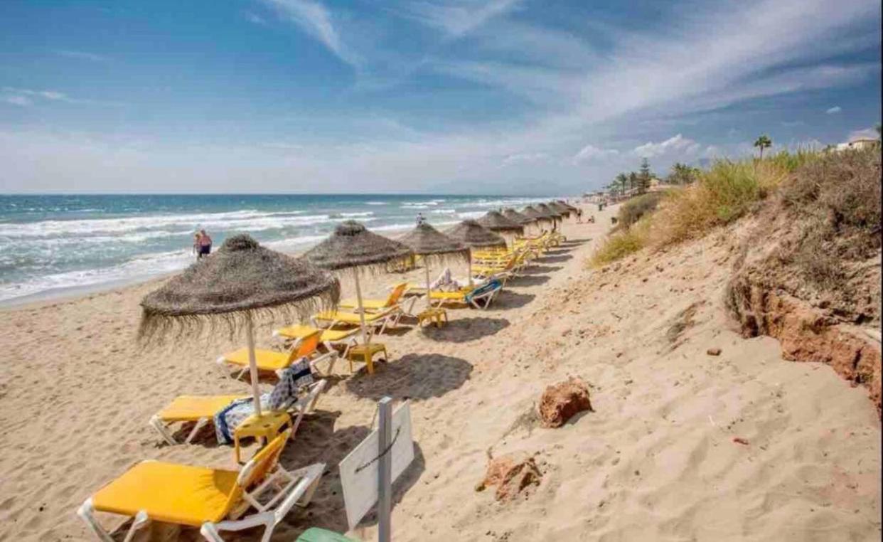 Luxury Beach Side Apartment In Marbella Playa المظهر الخارجي الصورة